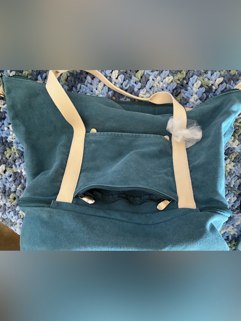 Lo & Sons Catalina Deluxe Tote in Teal small weekend travel crossbody canvas bag